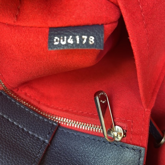 Louis Vuitton Lockme Braided Bucket Bag - Picture 17 of 17